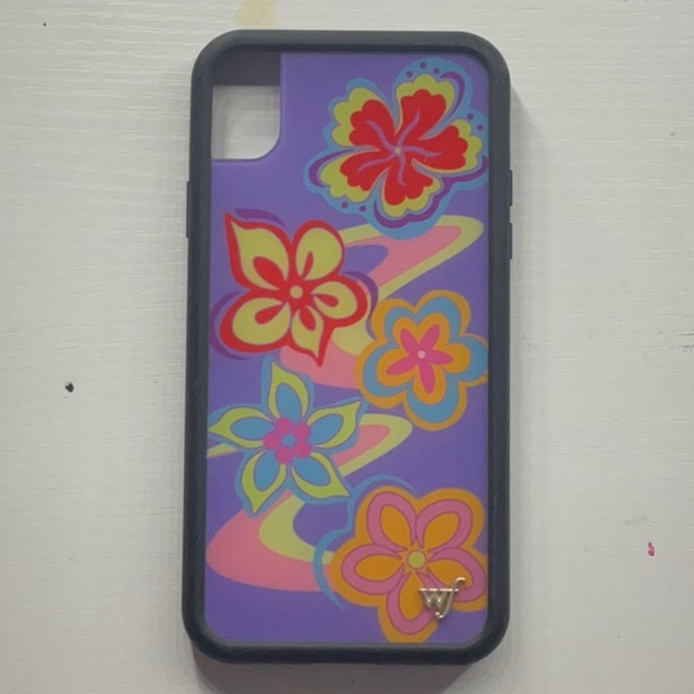 Great condition wildflower phone case